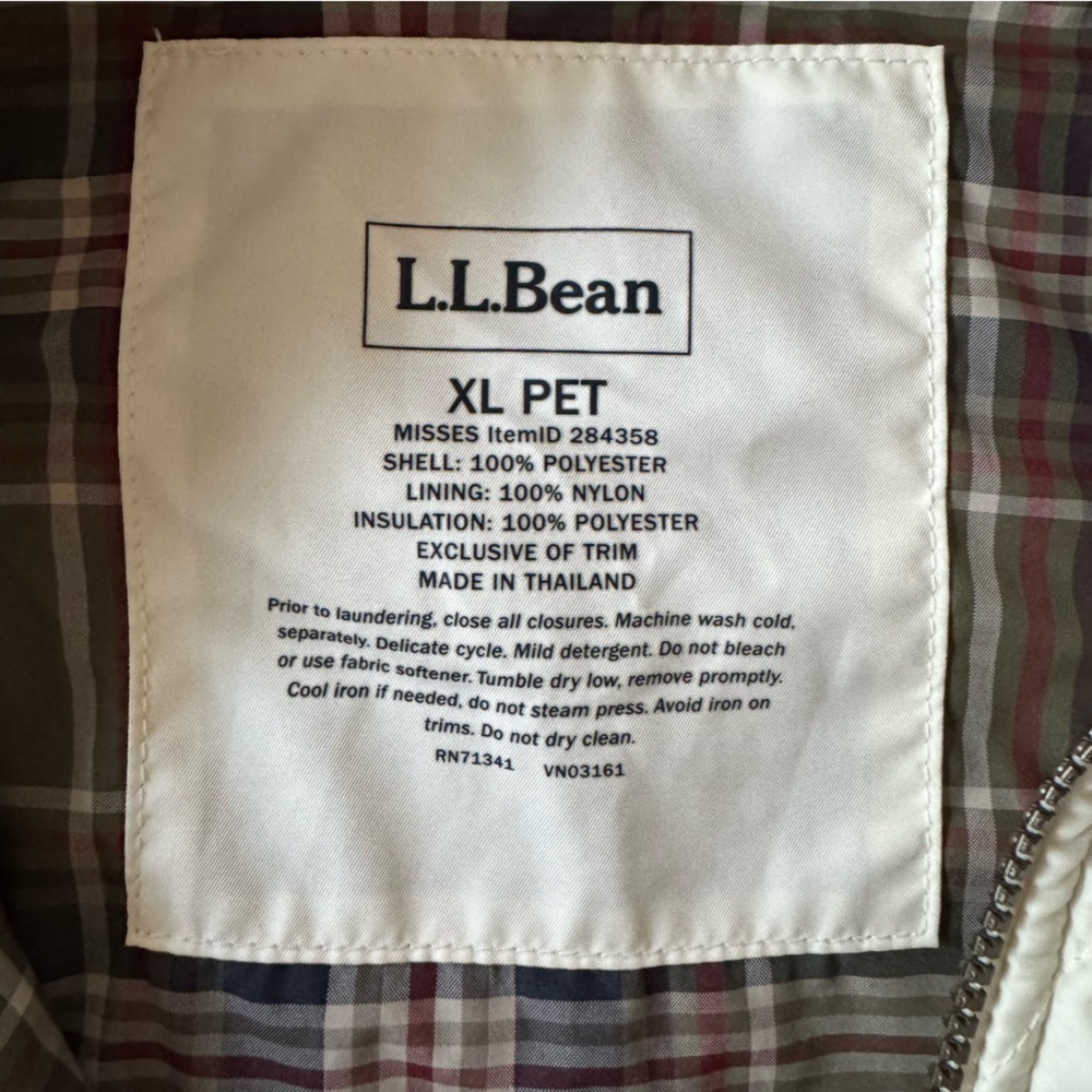 L.L. Bean Cream Quilted Vest Plaid Lined Zip & Snap Outdoor Layer Size XL Petite - Picture 7 of 9